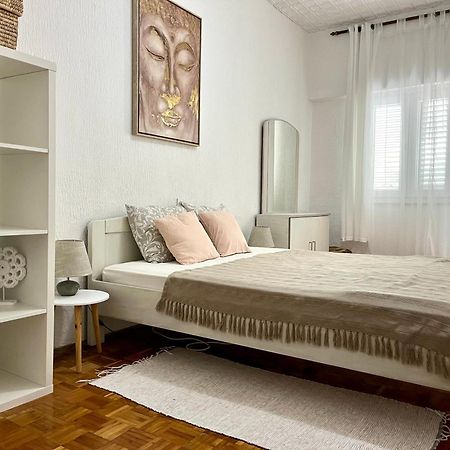 Loft 25 Lägenhet Vodice Exteriör bild